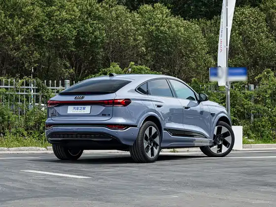 Audi Q6 E-Tron 677KM Sportback — 7