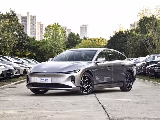 Changan AO7 EV 730 Deluxe — 1