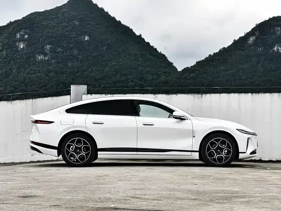 Changan AO7 730 Deluxe — 6