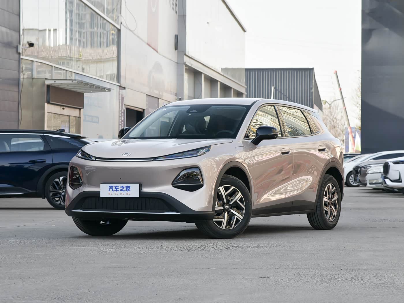 Changan QO5 PRO — 1