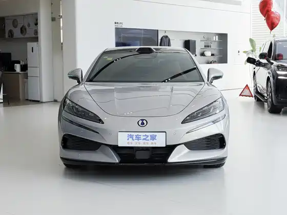 Denza Z9 GT 880 Flagship — 2