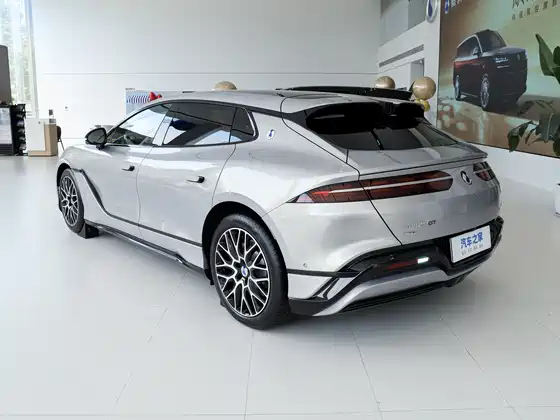 Denza Z9 GT 880 Flagship — 5
