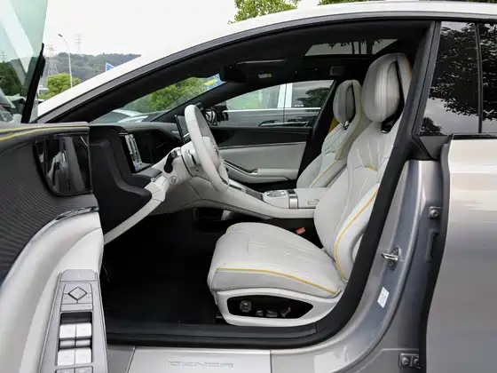 Denza Z9 GT 880 Flagship — 9