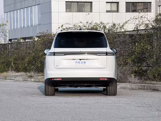 Leapmotors C16 280 Lidar Premium 6 seats (Hybrid) — 6