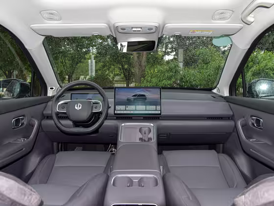 Leapmotors C16 280 Lidar Premium 6 seats (Hybrid) — 10