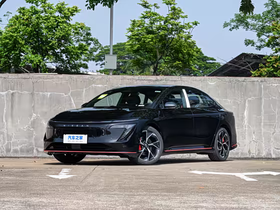 Nissan N7 625 Max — 1