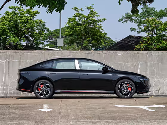 Nissan N7 625 Max — 8