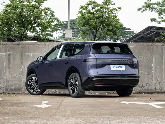 Nissan NX8 650 Nax — 5