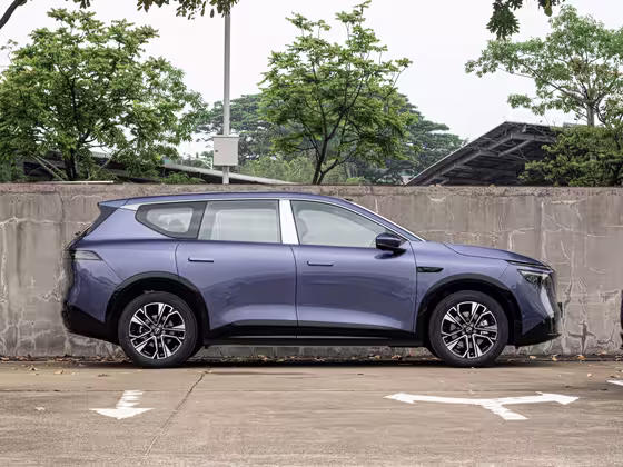Nissan NX8 650 Nax — 8