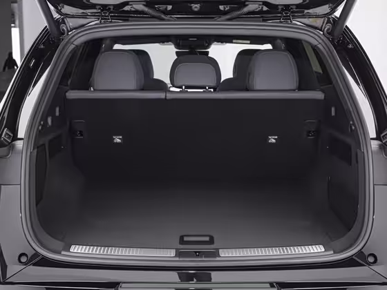 VW (ID. UNYX 08) Pure — 13