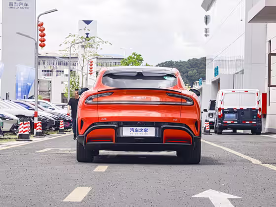 Xiaomi YU7 835 Km Basic — 6